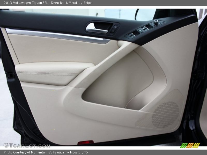 Deep Black Metallic / Beige 2013 Volkswagen Tiguan SEL
