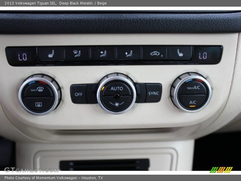 Deep Black Metallic / Beige 2013 Volkswagen Tiguan SEL