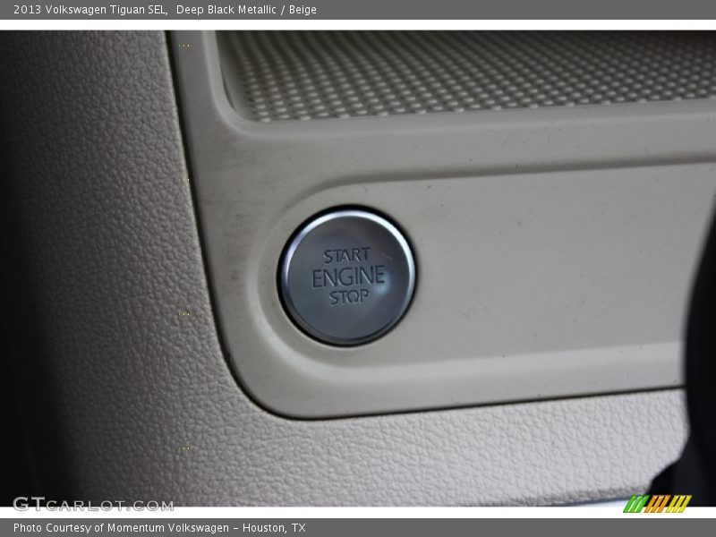 Deep Black Metallic / Beige 2013 Volkswagen Tiguan SEL