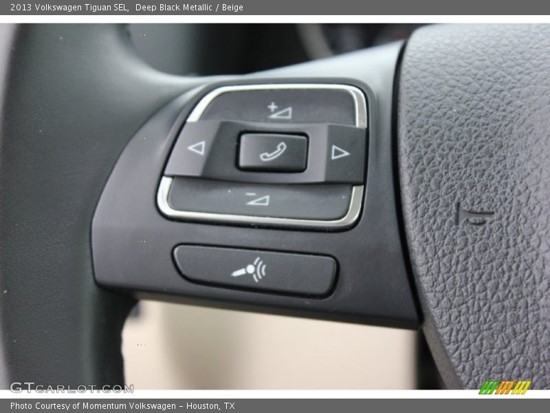 Deep Black Metallic / Beige 2013 Volkswagen Tiguan SEL