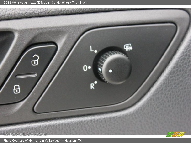 Candy White / Titan Black 2012 Volkswagen Jetta SE Sedan