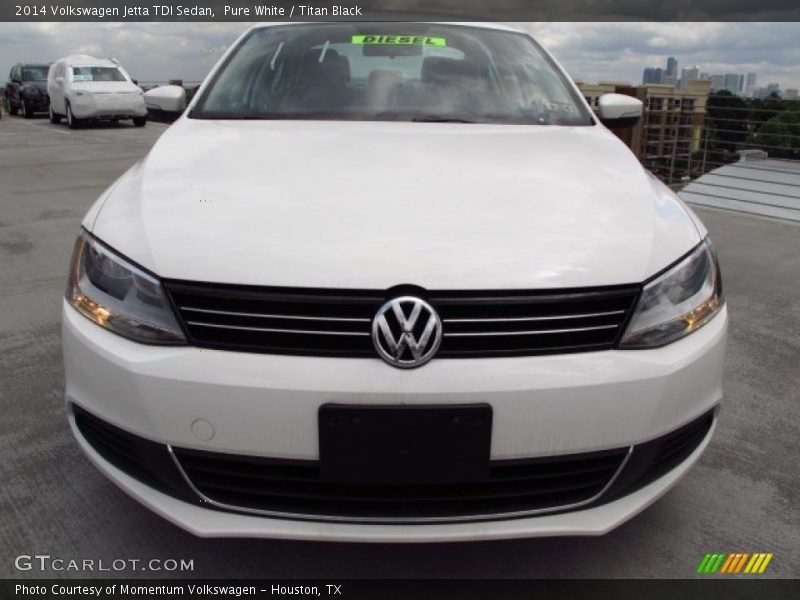 Pure White / Titan Black 2014 Volkswagen Jetta TDI Sedan