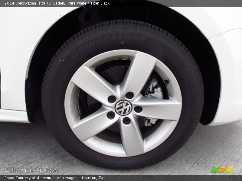 Pure White / Titan Black 2014 Volkswagen Jetta TDI Sedan