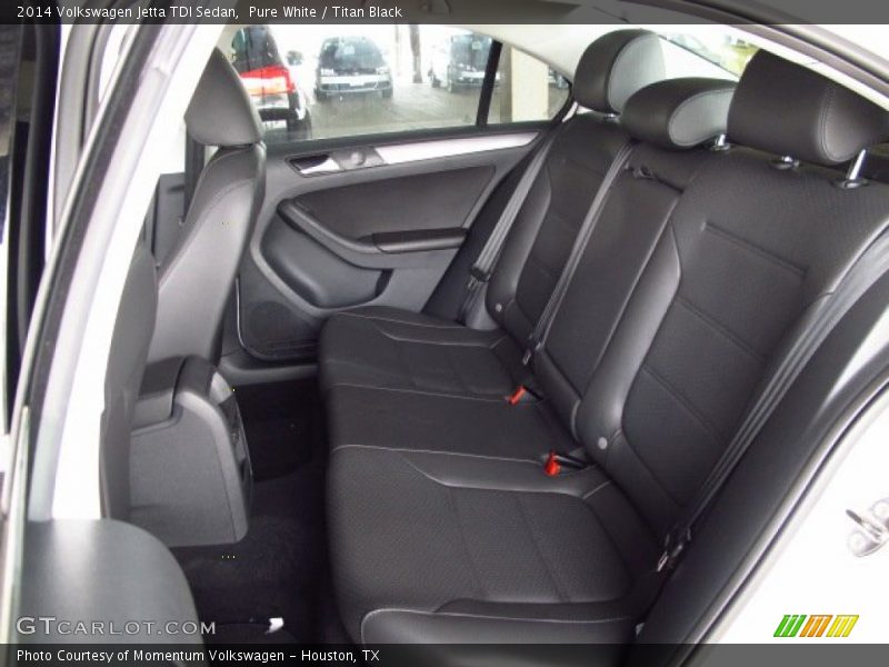 Pure White / Titan Black 2014 Volkswagen Jetta TDI Sedan