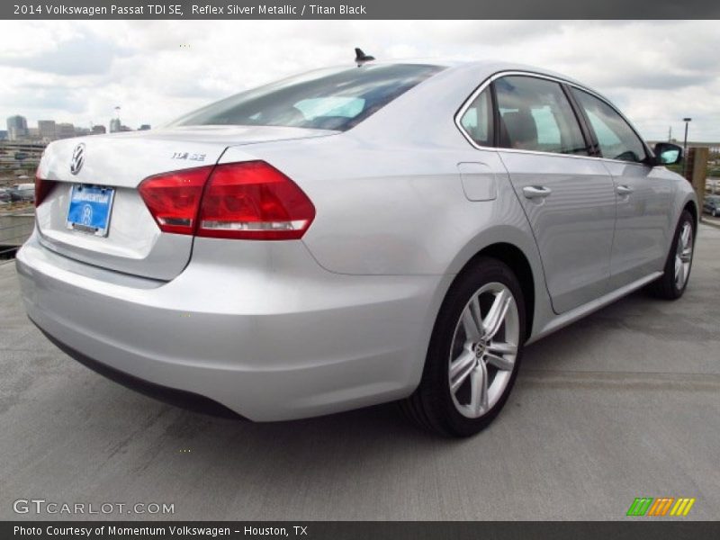 Reflex Silver Metallic / Titan Black 2014 Volkswagen Passat TDI SE