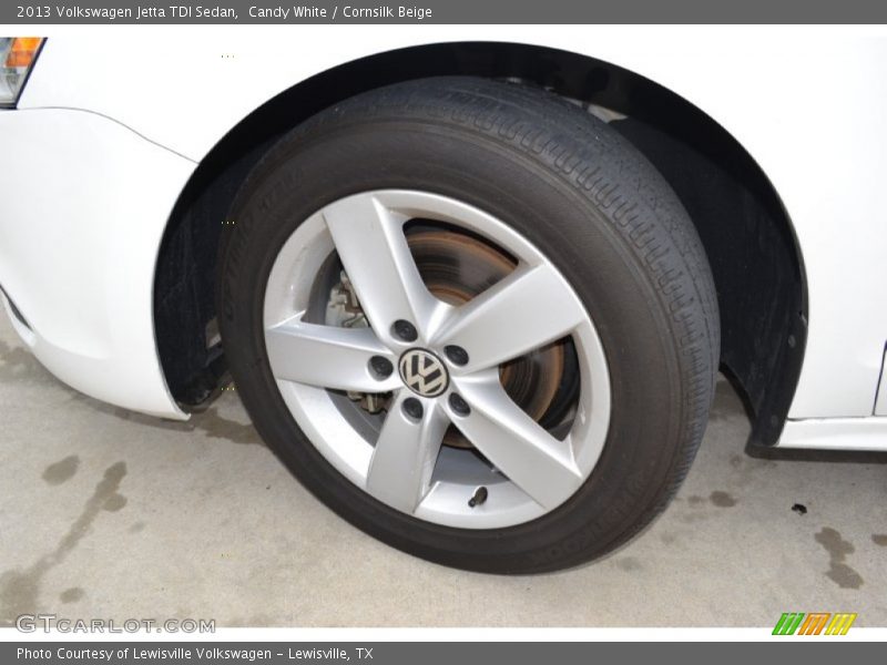 Candy White / Cornsilk Beige 2013 Volkswagen Jetta TDI Sedan