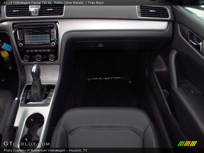 Reflex Silver Metallic / Titan Black 2014 Volkswagen Passat TDI SE