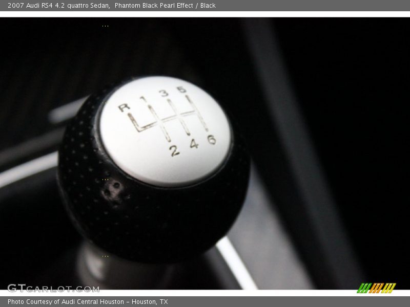 Phantom Black Pearl Effect / Black 2007 Audi RS4 4.2 quattro Sedan