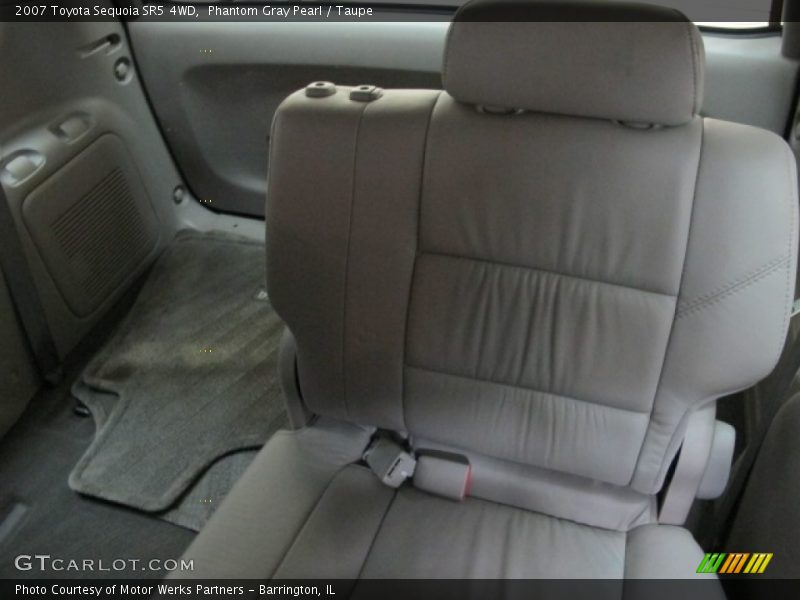 Phantom Gray Pearl / Taupe 2007 Toyota Sequoia SR5 4WD