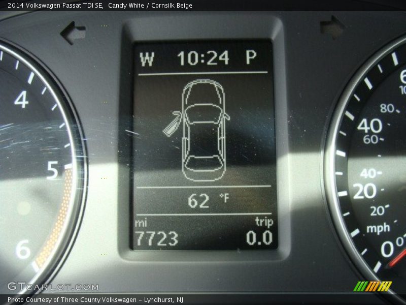 Candy White / Cornsilk Beige 2014 Volkswagen Passat TDI SE
