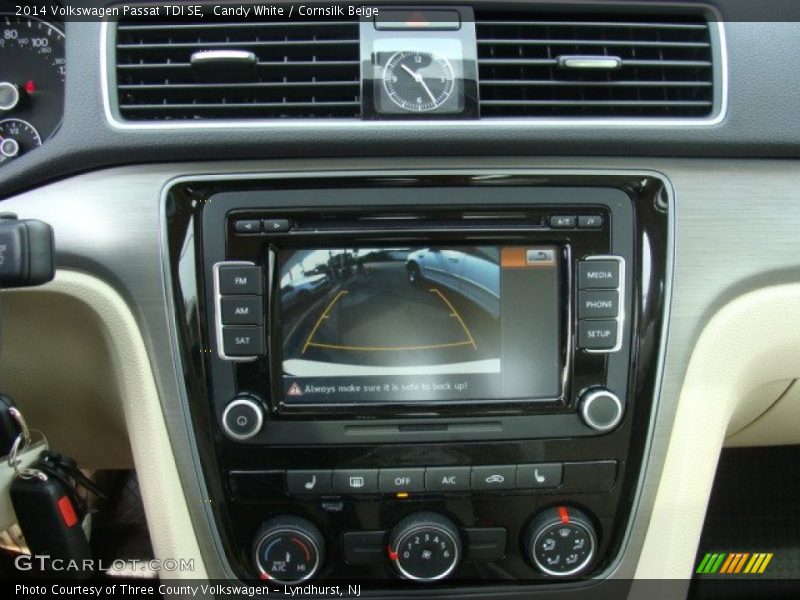 Candy White / Cornsilk Beige 2014 Volkswagen Passat TDI SE