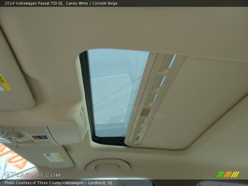 Candy White / Cornsilk Beige 2014 Volkswagen Passat TDI SE