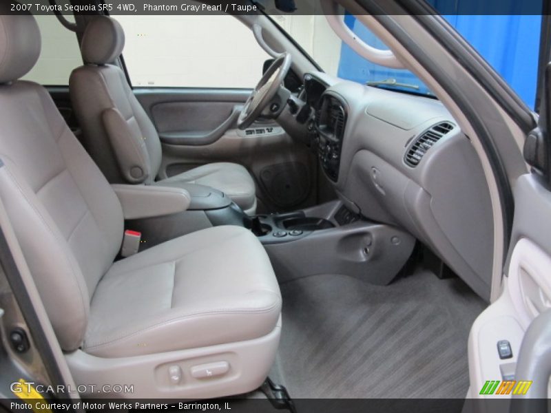 Phantom Gray Pearl / Taupe 2007 Toyota Sequoia SR5 4WD