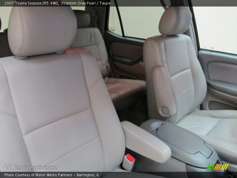 Phantom Gray Pearl / Taupe 2007 Toyota Sequoia SR5 4WD