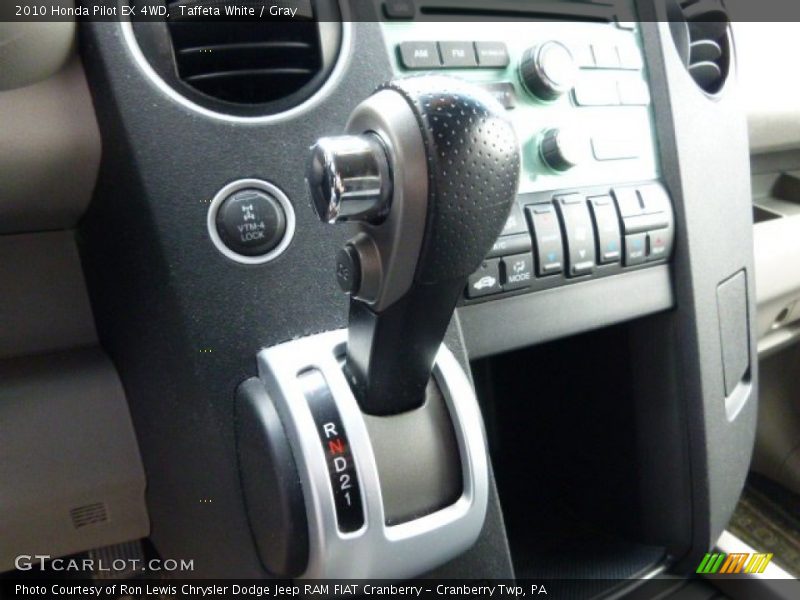 Taffeta White / Gray 2010 Honda Pilot EX 4WD