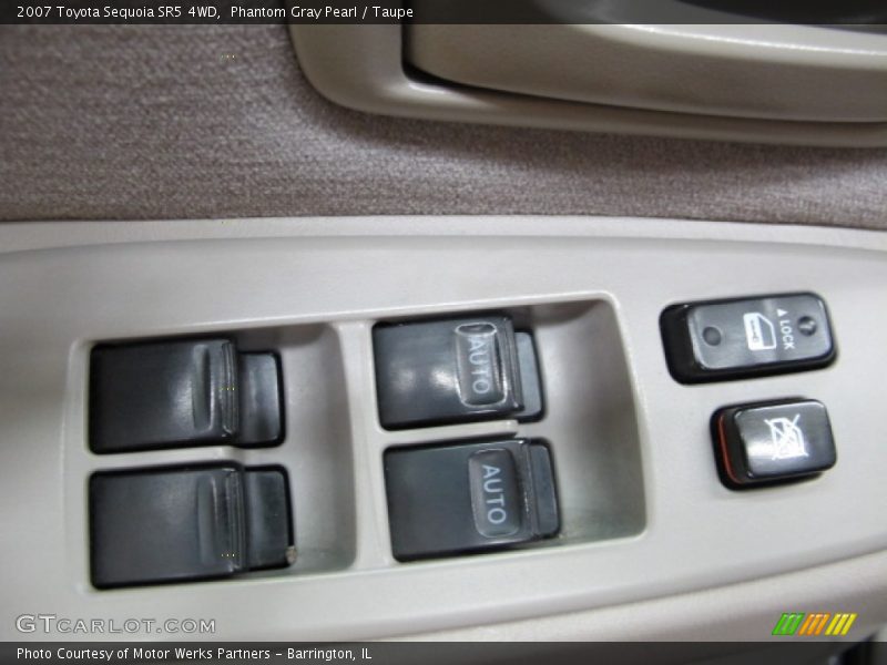 Phantom Gray Pearl / Taupe 2007 Toyota Sequoia SR5 4WD