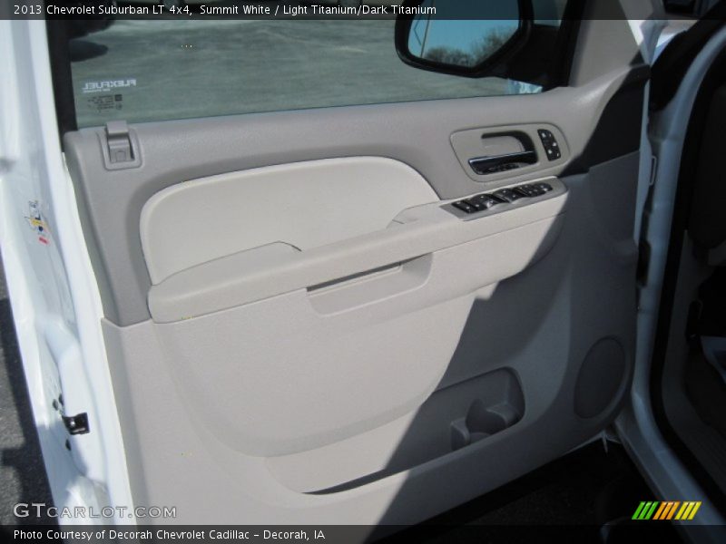 Summit White / Light Titanium/Dark Titanium 2013 Chevrolet Suburban LT 4x4