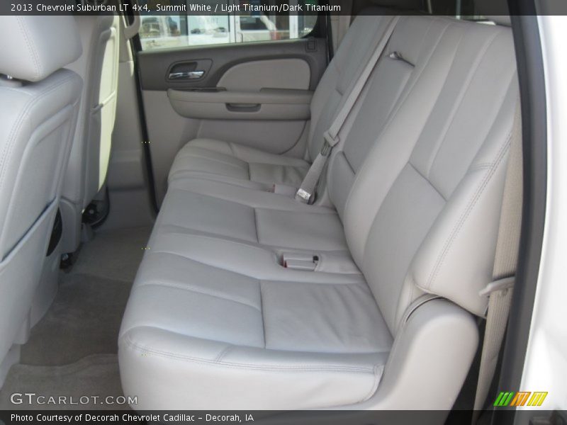 Summit White / Light Titanium/Dark Titanium 2013 Chevrolet Suburban LT 4x4