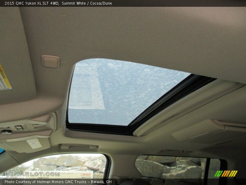 Sunroof of 2015 Yukon XL SLT 4WD