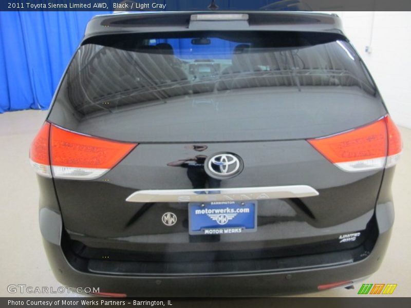 Black / Light Gray 2011 Toyota Sienna Limited AWD