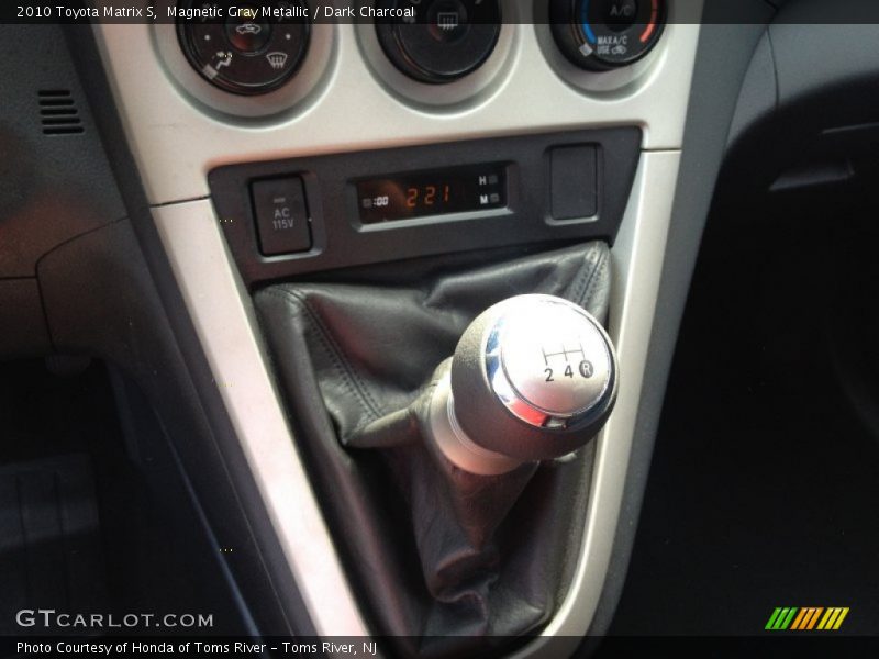 Magnetic Gray Metallic / Dark Charcoal 2010 Toyota Matrix S