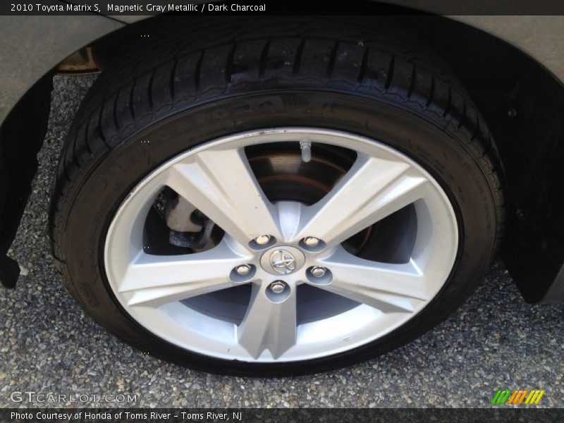 Magnetic Gray Metallic / Dark Charcoal 2010 Toyota Matrix S