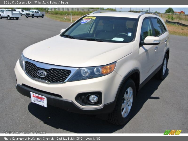 White Sand Beige / Beige 2011 Kia Sorento LX