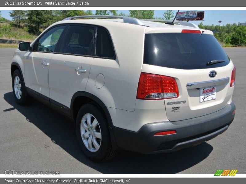 White Sand Beige / Beige 2011 Kia Sorento LX