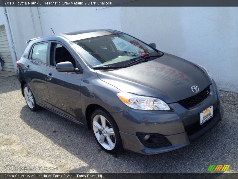 Magnetic Gray Metallic / Dark Charcoal 2010 Toyota Matrix S