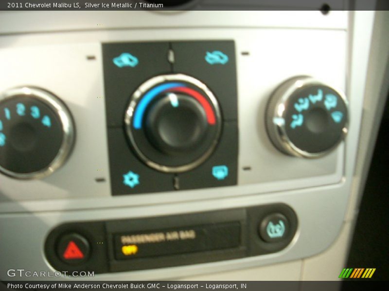 Silver Ice Metallic / Titanium 2011 Chevrolet Malibu LS
