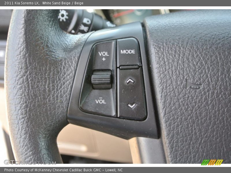White Sand Beige / Beige 2011 Kia Sorento LX