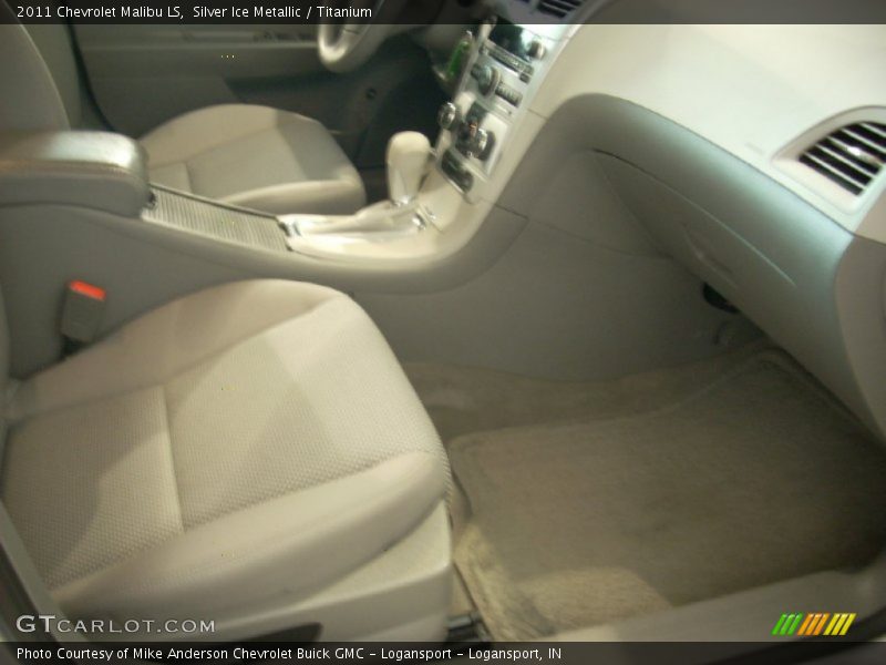 Silver Ice Metallic / Titanium 2011 Chevrolet Malibu LS
