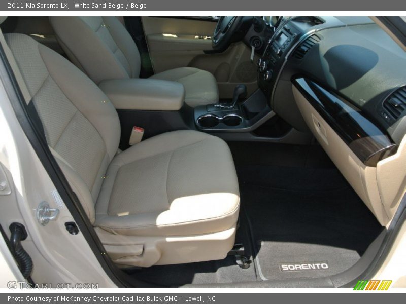 White Sand Beige / Beige 2011 Kia Sorento LX