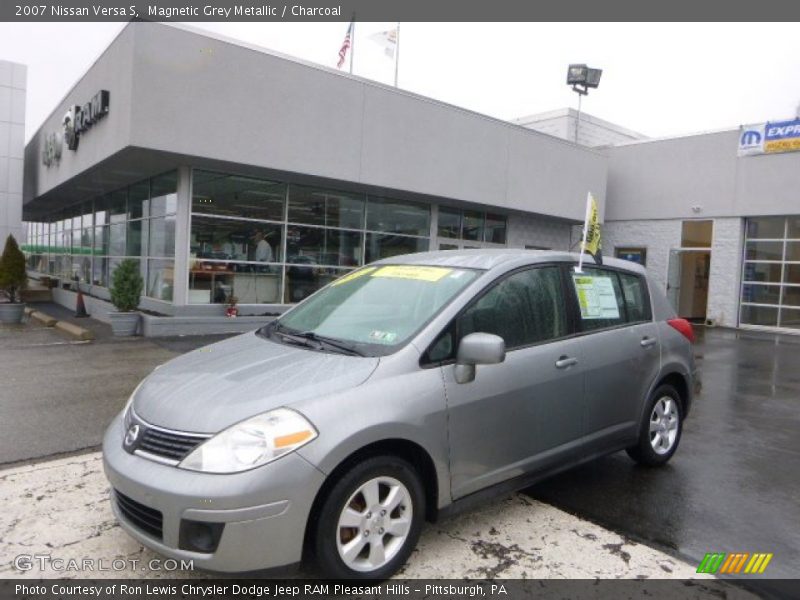 Magnetic Grey Metallic / Charcoal 2007 Nissan Versa S