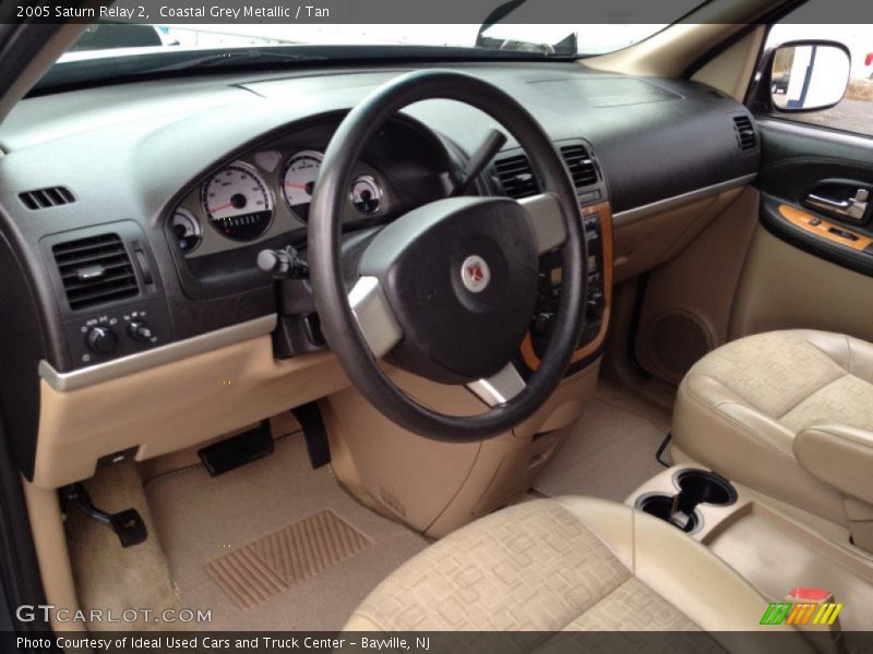 Coastal Grey Metallic / Tan 2005 Saturn Relay 2