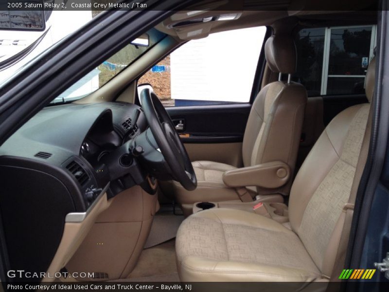 Coastal Grey Metallic / Tan 2005 Saturn Relay 2