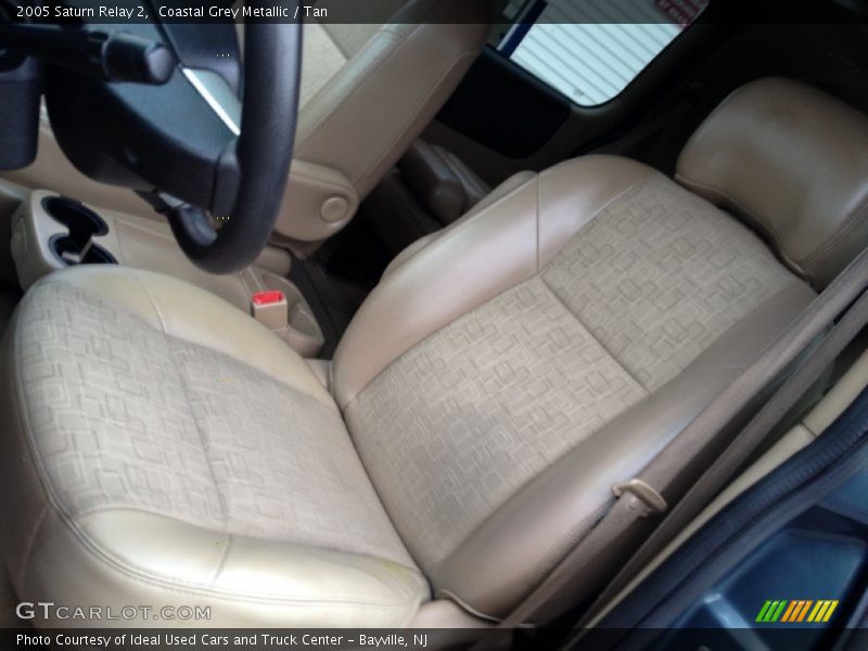 Coastal Grey Metallic / Tan 2005 Saturn Relay 2