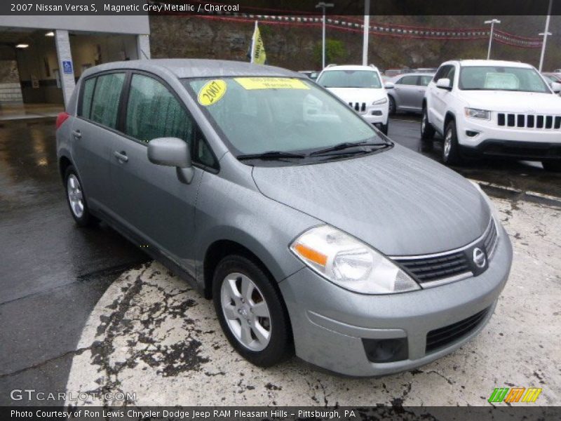 Magnetic Grey Metallic / Charcoal 2007 Nissan Versa S