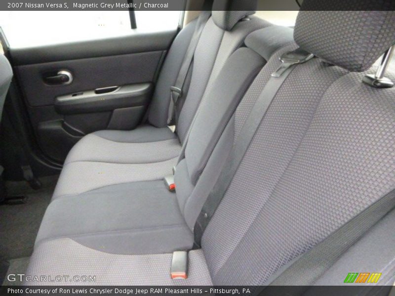 Magnetic Grey Metallic / Charcoal 2007 Nissan Versa S