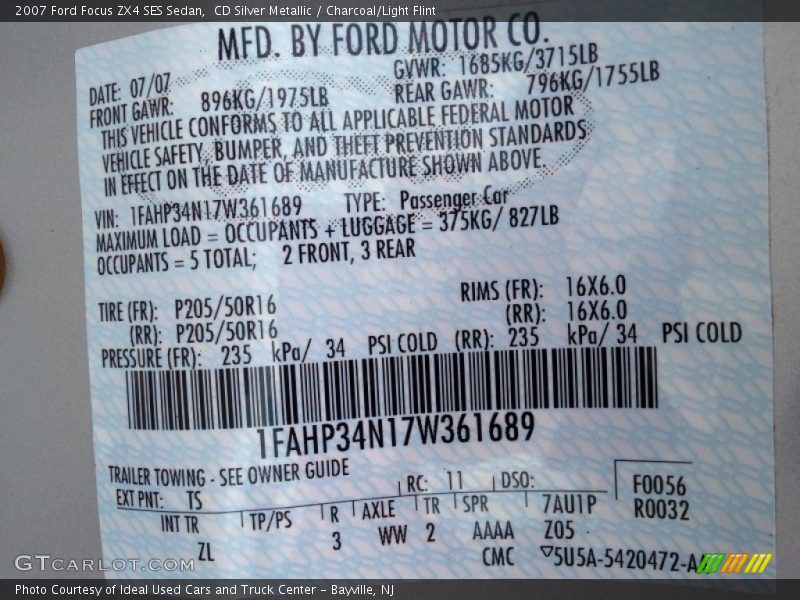 CD Silver Metallic / Charcoal/Light Flint 2007 Ford Focus ZX4 SES Sedan