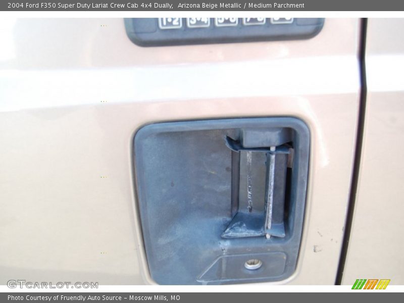 Arizona Beige Metallic / Medium Parchment 2004 Ford F350 Super Duty Lariat Crew Cab 4x4 Dually
