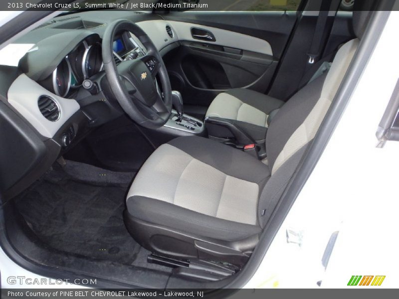 Summit White / Jet Black/Medium Titanium 2013 Chevrolet Cruze LS