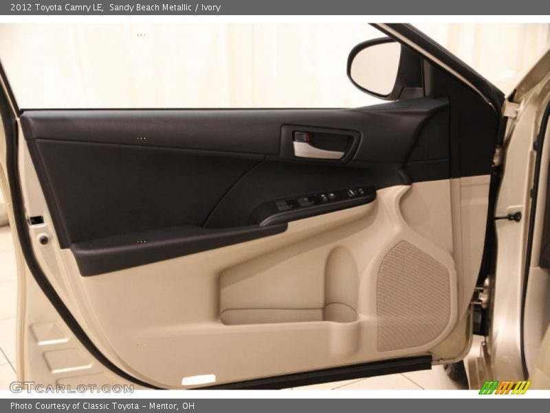 Sandy Beach Metallic / Ivory 2012 Toyota Camry LE