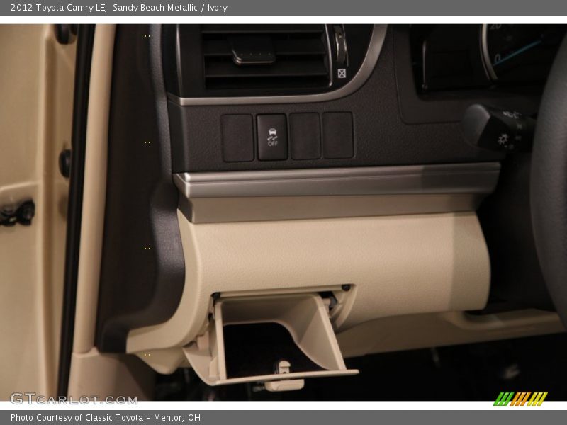 Sandy Beach Metallic / Ivory 2012 Toyota Camry LE