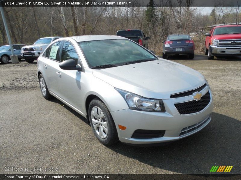 Silver Ice Metallic / Jet Black/Medium Titanium 2014 Chevrolet Cruze LS