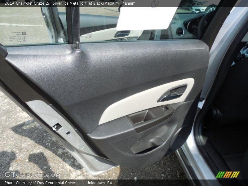 Silver Ice Metallic / Jet Black/Medium Titanium 2014 Chevrolet Cruze LS