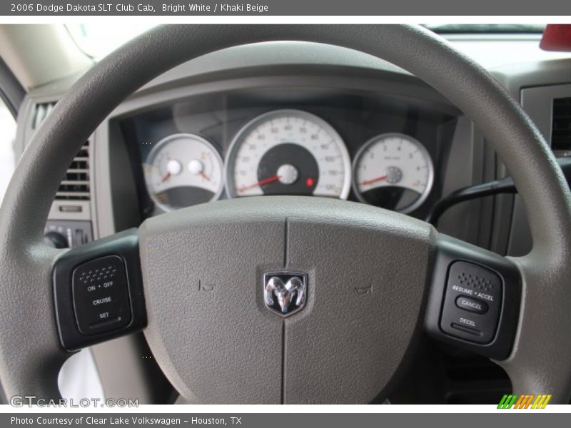 Bright White / Khaki Beige 2006 Dodge Dakota SLT Club Cab