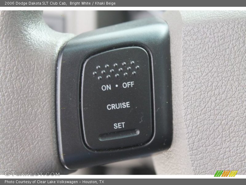 Bright White / Khaki Beige 2006 Dodge Dakota SLT Club Cab