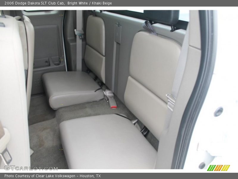 Bright White / Khaki Beige 2006 Dodge Dakota SLT Club Cab