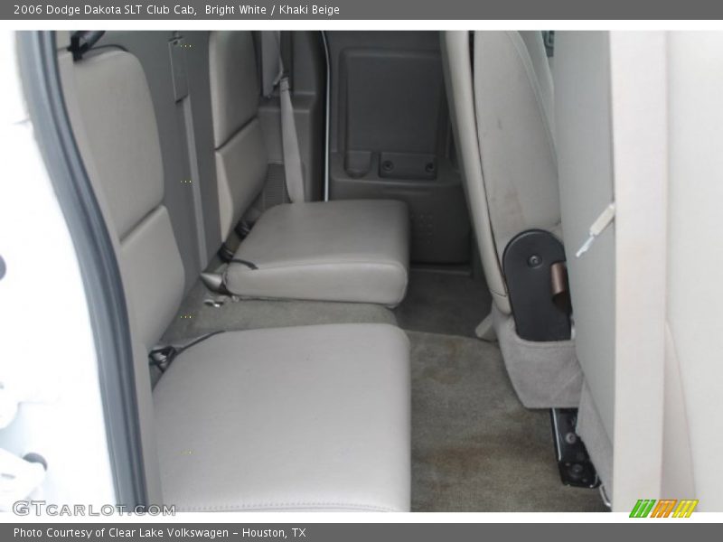Bright White / Khaki Beige 2006 Dodge Dakota SLT Club Cab